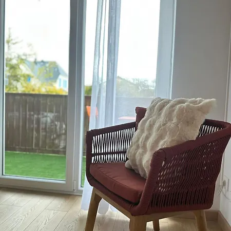 Le Clos Des Roses アパート